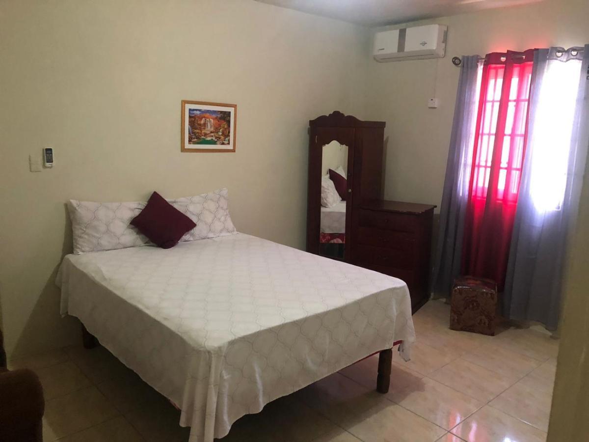 Apartmentswestvillage 2Bedroom Montego Bay Exterior photo